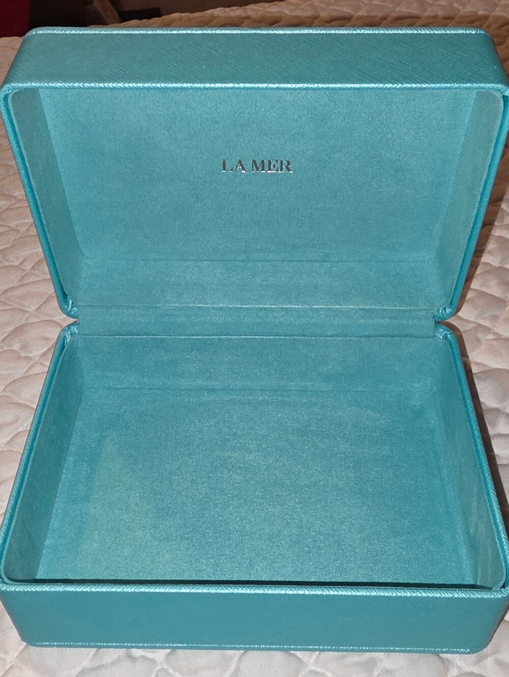 La Mer Turquoise Box - Picture 4 of 8